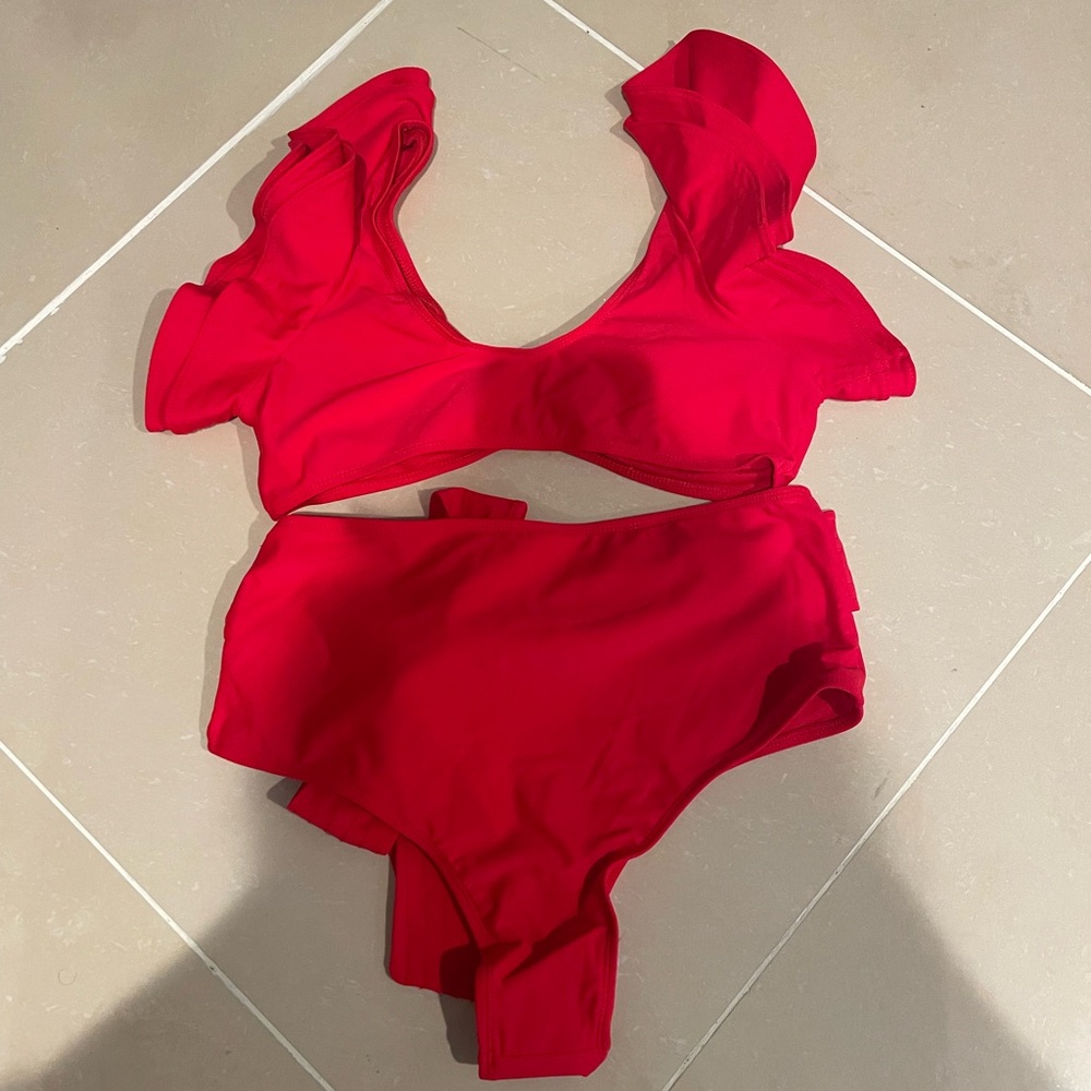 Red‎ Bikini Set - Picture 3 of 4